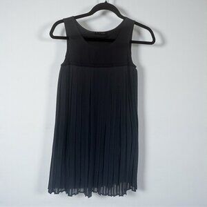 Sisley Sleeveless Pleated A-Line Dress